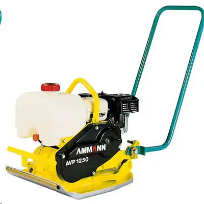 Plate compactor, <70kg, petrol
